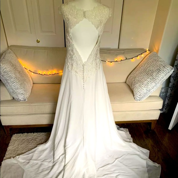 Bonny Bridal Beach wedding Dress 16 - Picture 10 of 12
